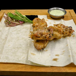 Шашлычки из куриного бедра