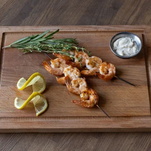 Шашлычки из креветок